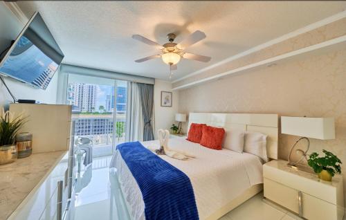 Serene View 1 BR photo 3