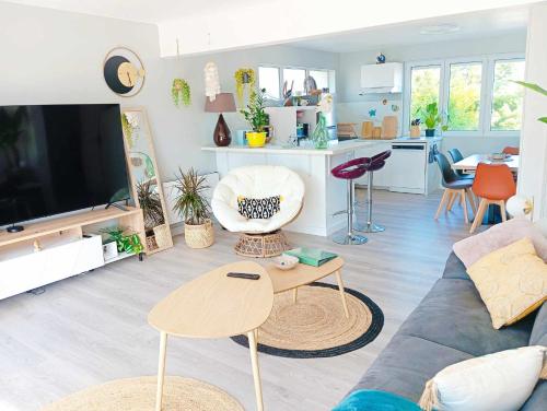 Superbe T3 terrasse et jardin centre bourg