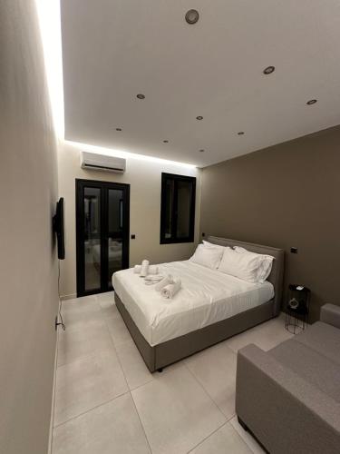 Dionysos Suites