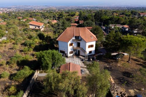 Το κτήριο όπου στεγάζεται  ο ξενώνας