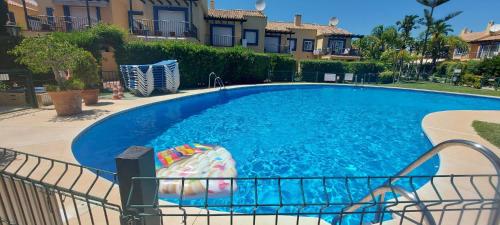 New - MiJa basement Loft Apartment steps from Beach - perfect for Sun and Sport Seekers photo 7