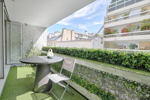 Saint Dominique - Perfect location - Eiffel Tower