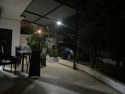 Φωτογραφία από το άλμπουμ του Dopamine room σε Γέρασα