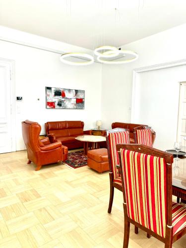 Opera Vienna Apartment 145 m2