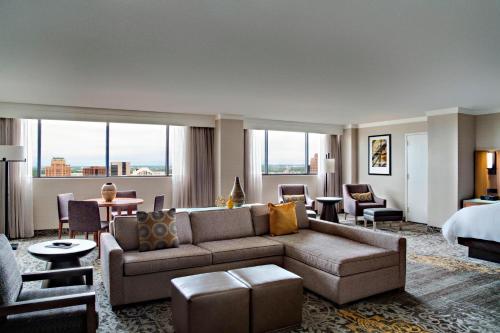 San Antonio Marriott Riverwalk Image