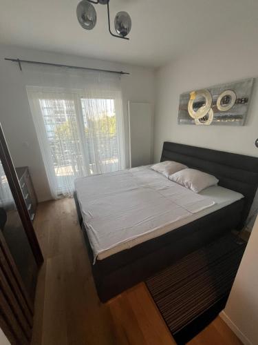 City East Apartment Zagreb with private parking