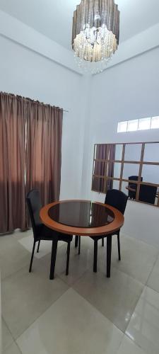Χώρος καθιστικού στο Bahay Goa Apartment