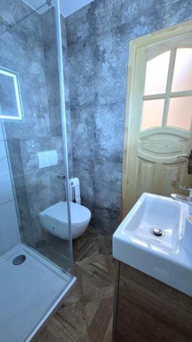 Ένα μπάνιο στο Apartament Kowalówka