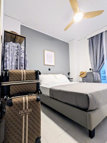 Llit o llits en una habitació de Mini Mansion