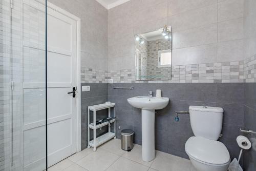 Kúpeľňa v ubytovaní Apartamentos Orlando Costa Adeje