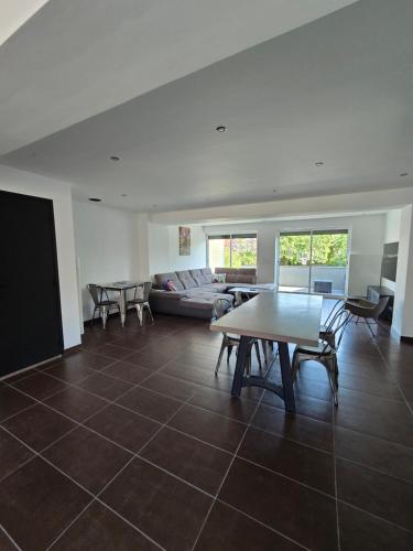 Photo de la galerie de l'établissement Maison spacieuse, agréable et ensoleillé, à Coudekerque-Branche