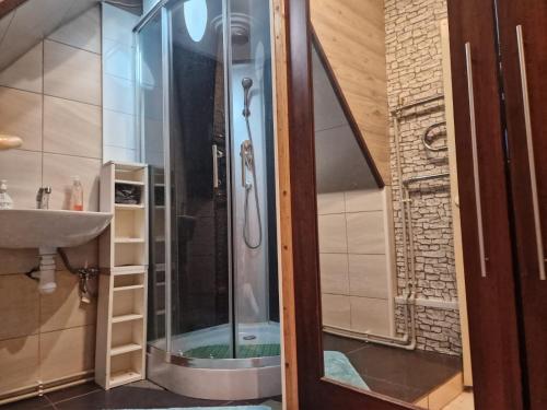 Phòng tắm tại 3-floor large apartaments