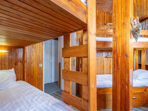 Spacieux appartement 8 pers avec WiFi, balcon et cuisine rénovée