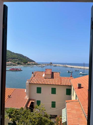 Gallery image of Bilocale vista mare al Cotone in Marciana Marina