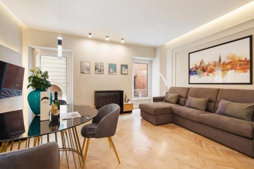 Spanish Steps Modern Gem