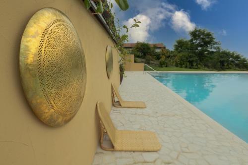 Kolam renang di atau dekat dengan Luce Boutique Hotel