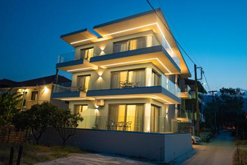 Avali Deluxe Apartments