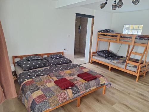 Gyümölcsös Vendégház, Poroszló, Tisza-tó - Fruit Orchard Guest House, Poroszló, Lake Tisza 3388 Poroszló, Halászkuti utca 1 kép - 3