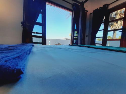 アルガムベイにあるFeel the Wavesのギャラリーの写真