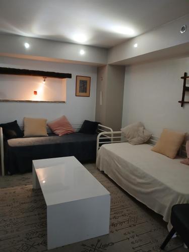 Maison au pied du château, terrasse