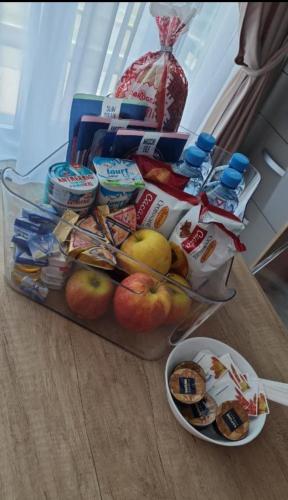 Jídlo v apartmánu nebo okolí