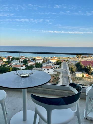 Nespecifikovaný výhled na moře nebo výhled na moře při pohledu z apartmánu