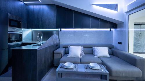 Iron House - Penthouse with Bathtub in Golden Mile & Roman Bridge photo 50