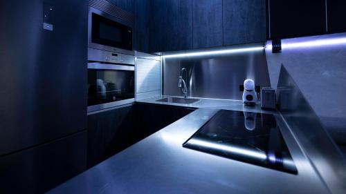 Iron House - Penthouse with Bathtub in Golden Mile & Roman Bridge photo 65