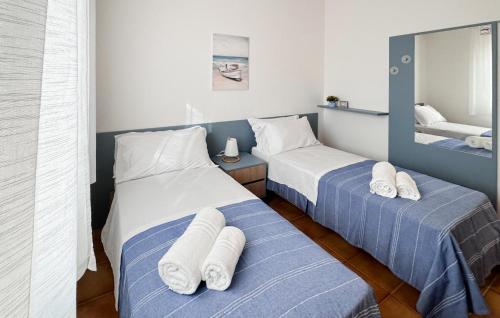 Katil atau katil-katil dalam bilik di Amazing Home In Caucana With Wifi
