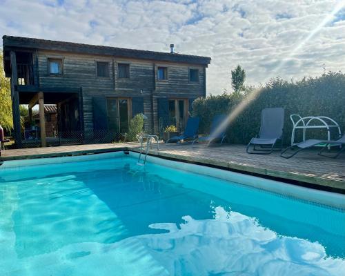 Cottage chic avec piscine & accès au lac 6 personnes