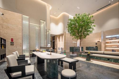 Ein Sitzbereich in der Unterkunft Atour S Hotel Shenzhen Nanshan Science and Technology Park Hi-Tech Centre