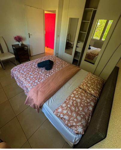 Un ou plusieurs lits dans un hébergement de l'établissement Villa tout confort