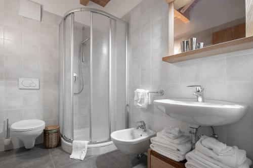 Chalet Ciasa Tino & Sara - BelaVal Apartments photo 3