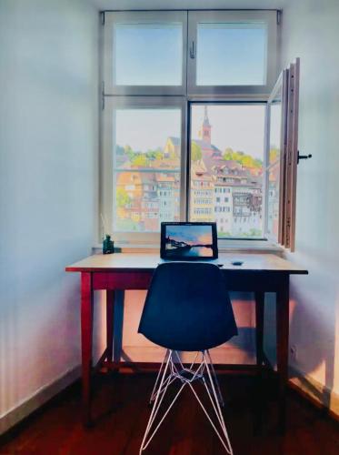 Fotografie z fotogalerie ubytování Wohnung im Altstadthaus am Rhein v destinaci Laufenburg