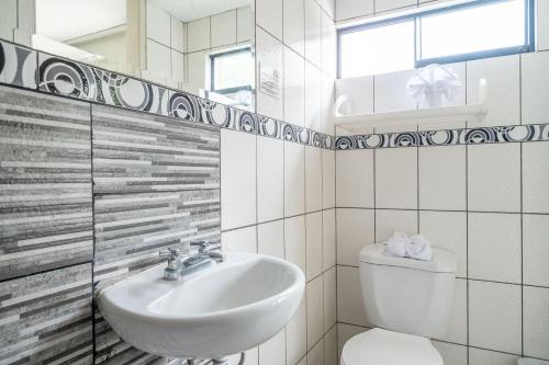 Ванная комната в Imperial Inn Hospedaje Turistico
