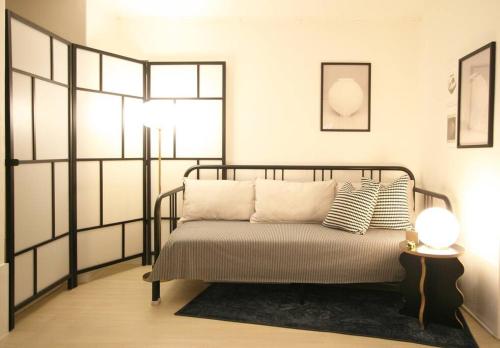 New! Entire Cozy 2bed rooms Residence with Living Area, Near Hongdae in Seoul!_2