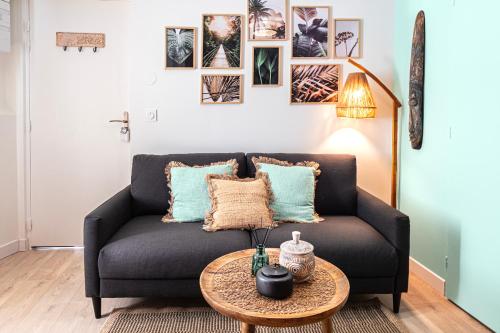 Ruang duduk di Emeraude Duplex