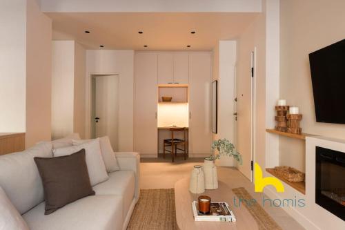 Luxurious Zen Retreat with Balcony and 300mbps WiFi