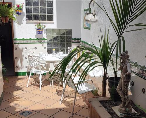 Fotografie z fotogalerie ubytování L'Hostalet GuestHouse v destinaci Pineda de Mar