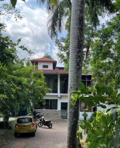 Bangunan di mana terletaknya hotel