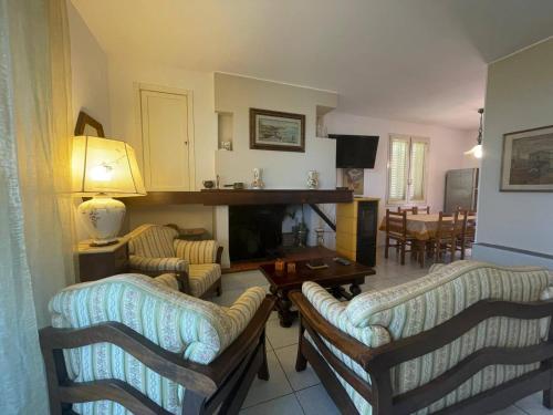 Χώρος καθιστικού στο VILLA IN COLLINA VISTA MARE