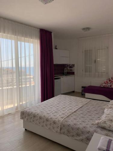 Llit o llits en una habitació de Sea Violet