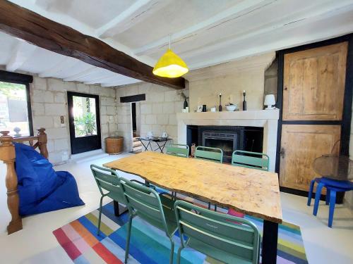 Ancien pressoir, semi-troglodyte