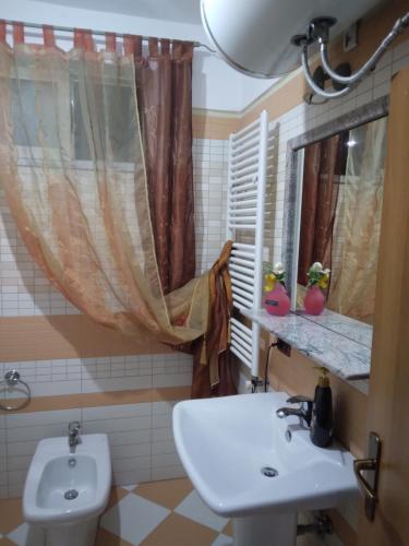 Ένα μπάνιο στο Vila Tahiri 3