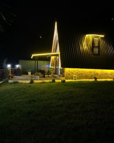 Κήπος έξω από το RUBADİDİ BUNGALOV