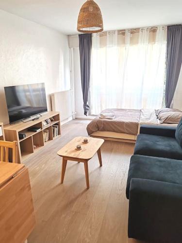 Charmant studio tout équipé - Calme - Paris Est