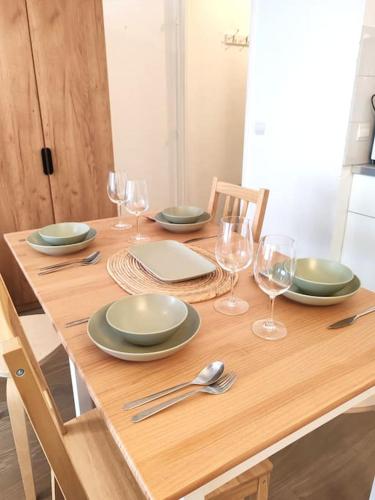 Photo de la galerie de l'établissement Charmant studio tout équipé - Calme - Paris Est, à Paris