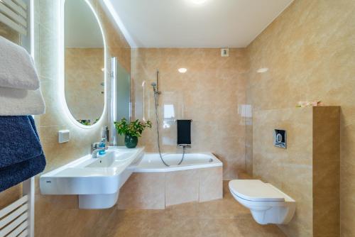Koupelna v ubytování Sea Towers Gdynia Apartament z Widokiem na Morze