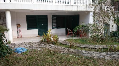 Gallery image of BG Villa, Apartment L in Sutomore