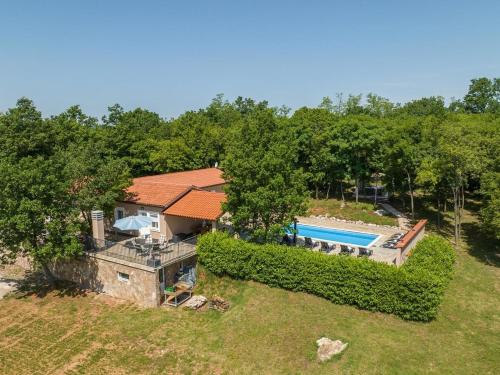 Ferienhaus mit Privatpool für 10 Personen ca 100 qm in Županići, Istrien Binnenland von Istrien